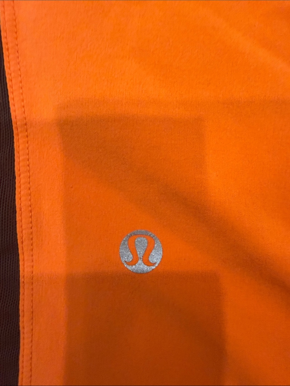 lululemon athletica Men’s Athletic Shorts in Bright Orange with Black Trim - Picture 4 of 6